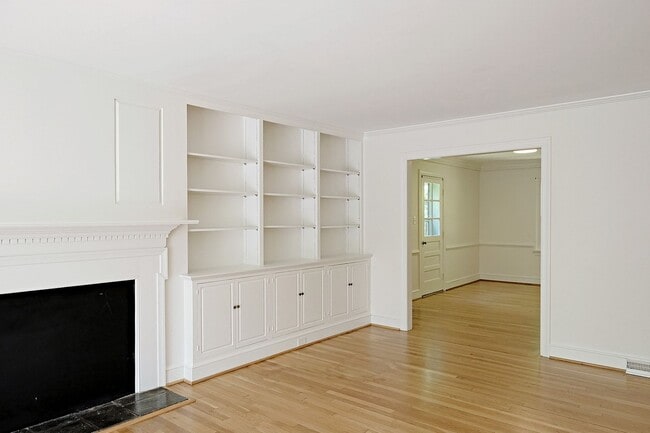 Photo - Move-in Ready & Pet-Friendly Rental Near Shops at Stonefield