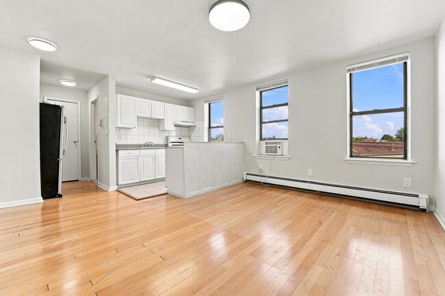 Photo - 1677 John F. Kennedy Blvd Unit 13