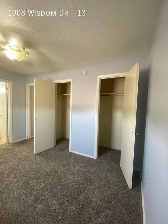 Photo - 1908 Wisdom Dr Unit 13