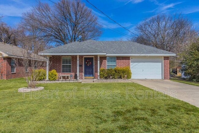 Building Photo - 1202 Spring St