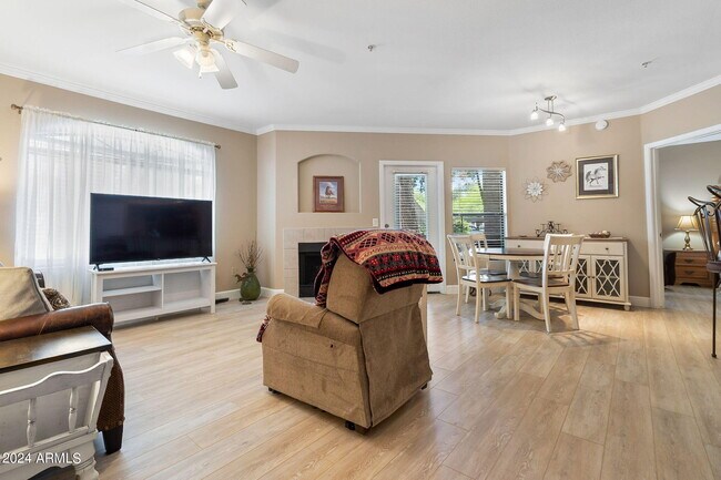 15095 N Thompson Peak Pkwy Unit 1054