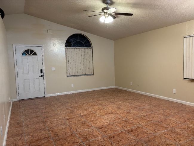 Photo - 2039 Garwood Dr