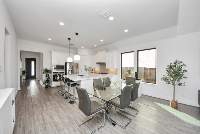 Photo - 4111 Crossfind Ct