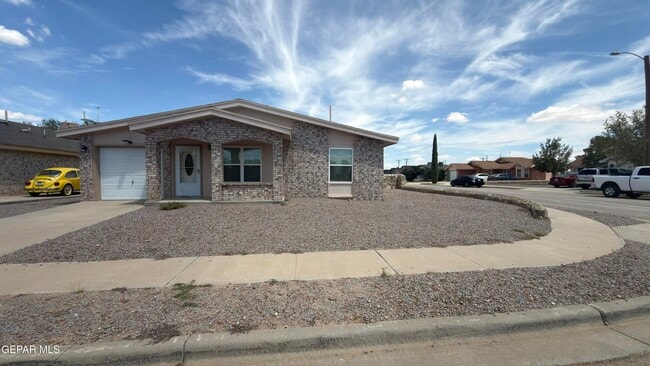 14605 Calla Lily Pl