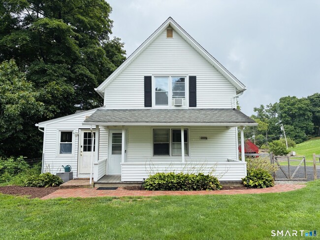 136 Chestnut Hill Rd