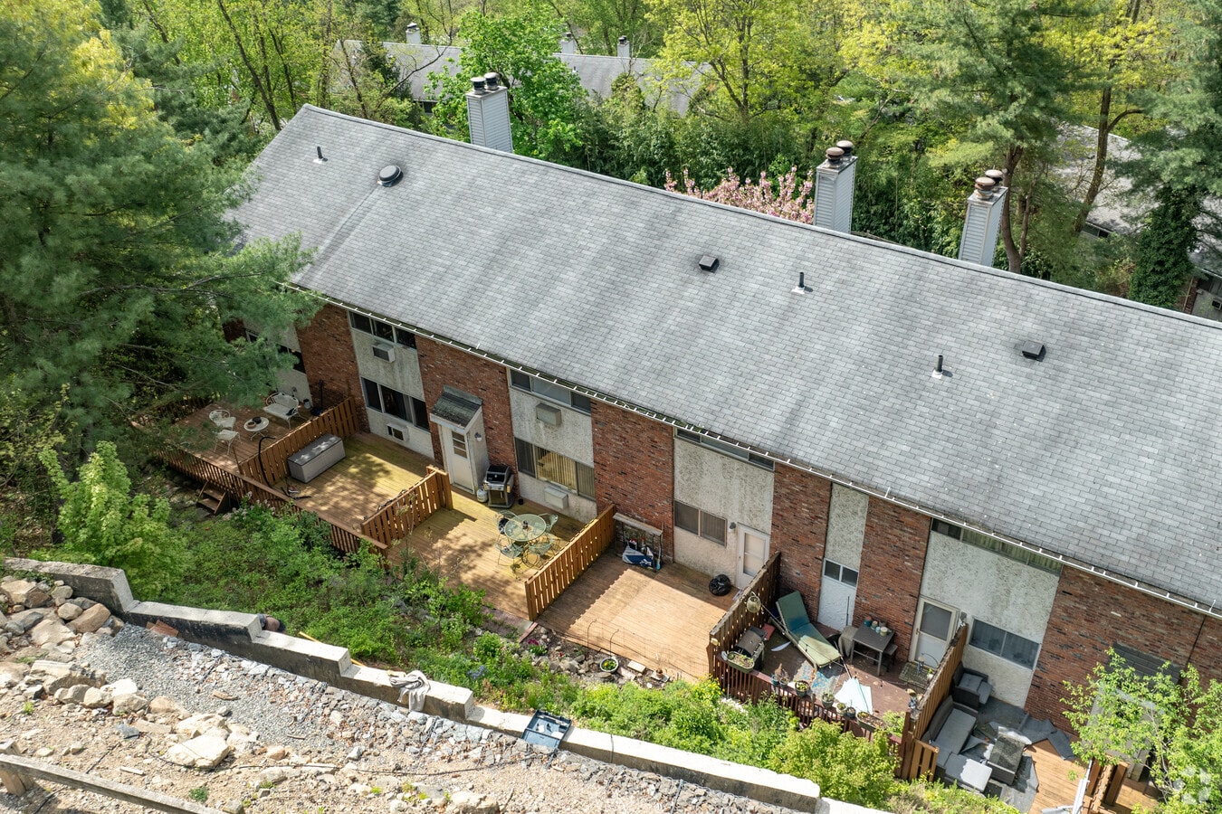 Photo - Tuxedo Heights Condominiums