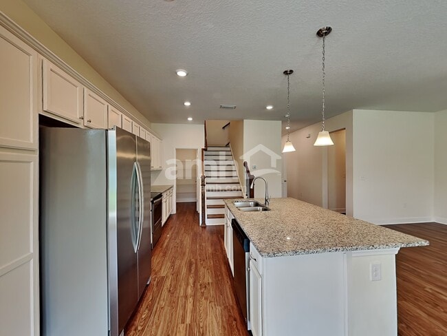 Photo - 413 Pine Terrace Dr