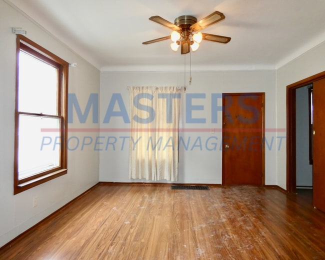 Photo - Spacious Rental | Convenient Central Location