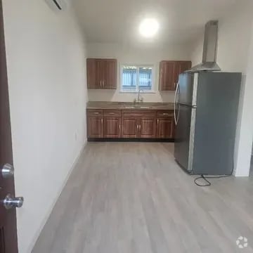 Building Photo - 1 Rose St Rental