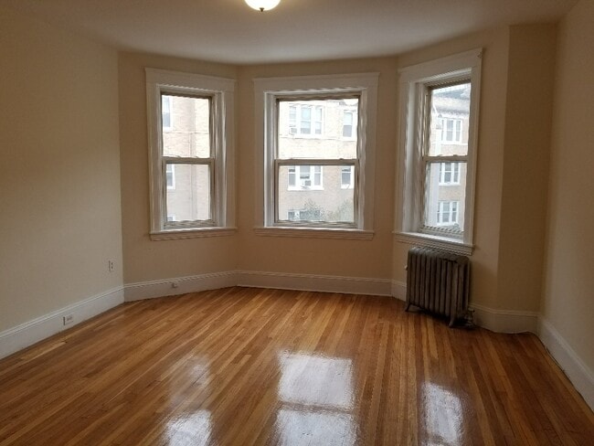 Photo - 241 Freeman St Unit 3