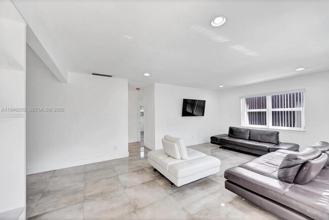 Photo - 4530 SW 54th St Unit 205-D