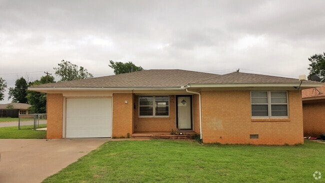 Building Photo - Updated 3 bedroom Near SWOSU $1.200/month Rental