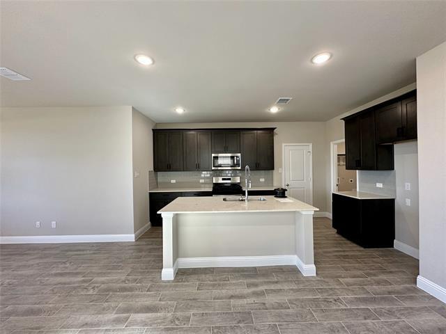 Photo - 1320 Middlebrook Dr House