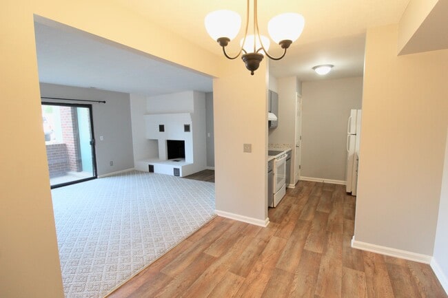 Photo - 1030-4 Blue Ridge Dr