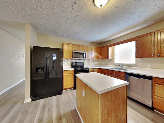 Photo - 7019 Beaverwood Dr