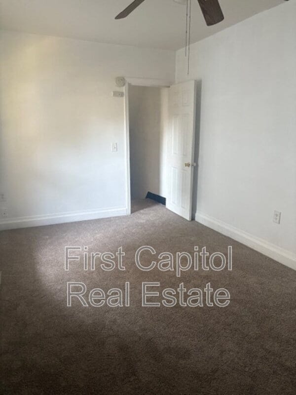 Photo - 107 S 4th St