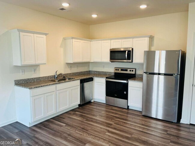 Photo - 404 Union Station St