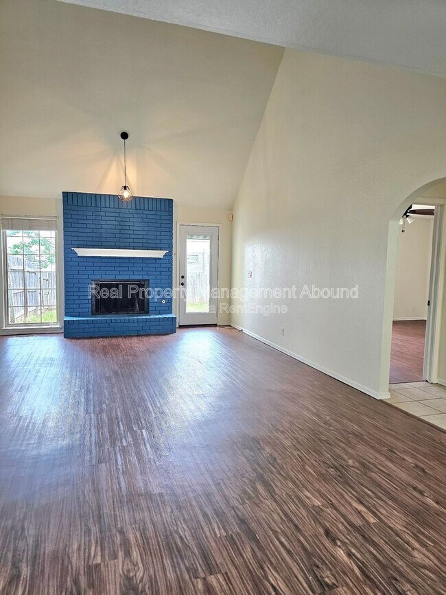 Photo - 7015 S 78th E Ave