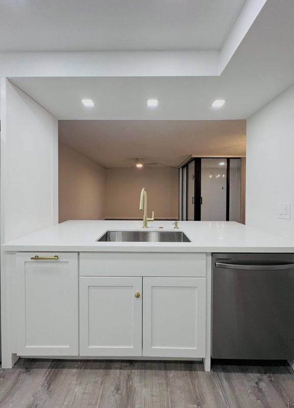 500 Egret Cir Unit 8104
