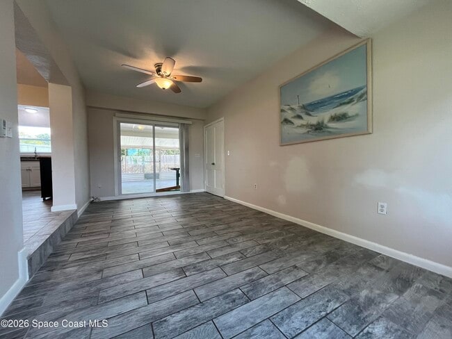 Photo - 801 Hampton Way