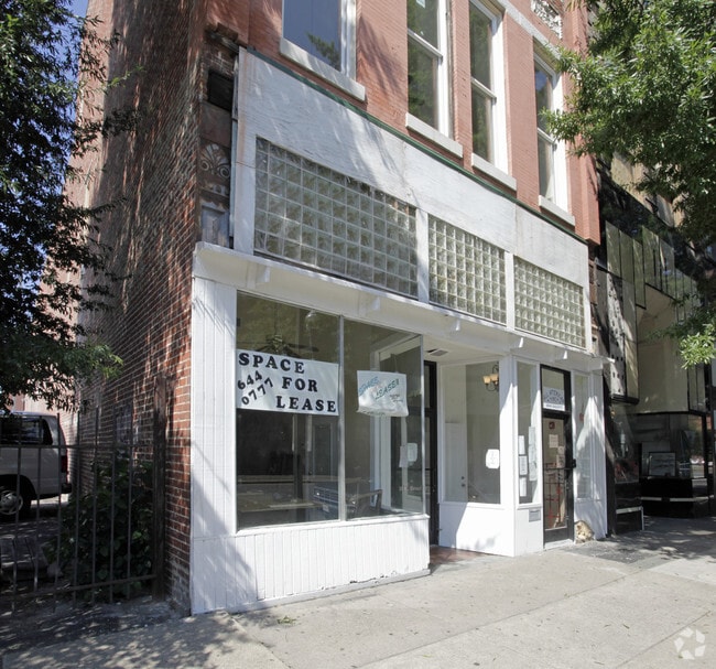Photo - 11 E Broad St