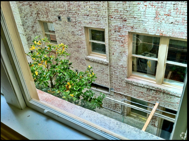 Building Photo - One bedroom available at the Carnegie Buil... Unit 201 Rental