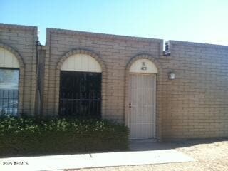 Building Photo - 423 S Mitchell Dr Unit B