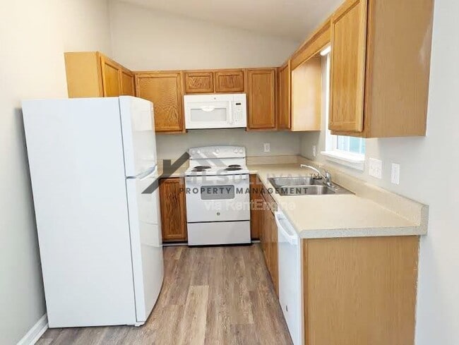 Photo - 200 Belle Ct