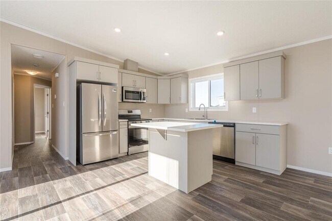 Photo - 47 Prairie Oak Dr