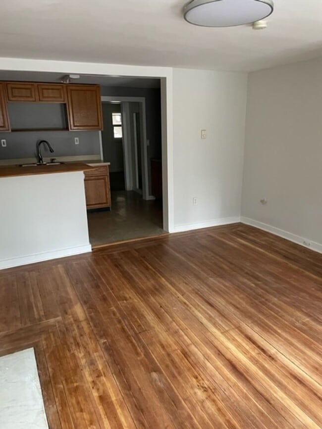 Photo - 3 Dana Ave Unit Bsmt