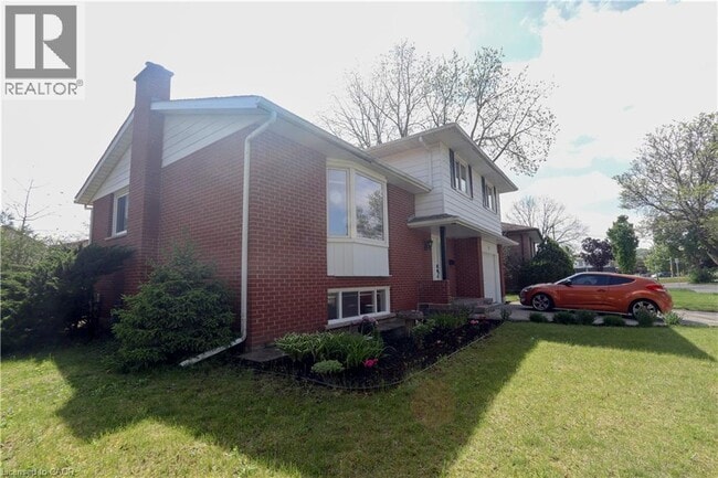 Photo - 77 Orchard Mill Crescent
