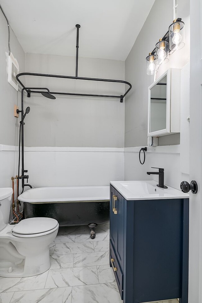 Photo - Heritage Manor