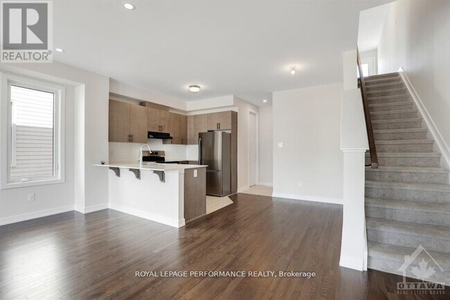 Photo - 522 Oldenburg Ave