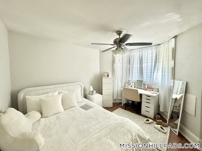 Photo - 717 Parker St Unidad 1