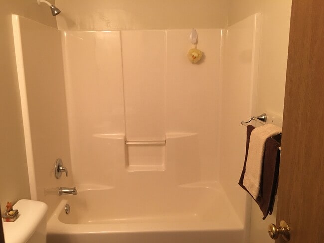 Baño - 334 Oakdale Cir Unidad 334 Oakdale Circle