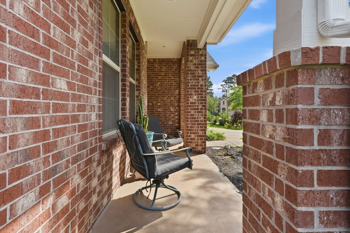Photo - 127 Buttonwood Ct