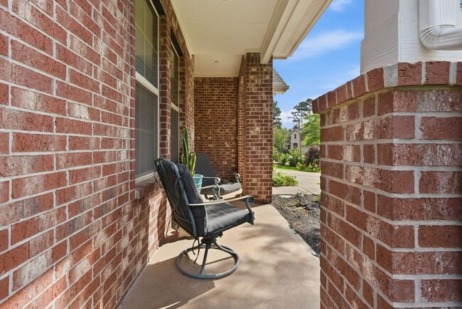 Photo - 127 Buttonwood Ct