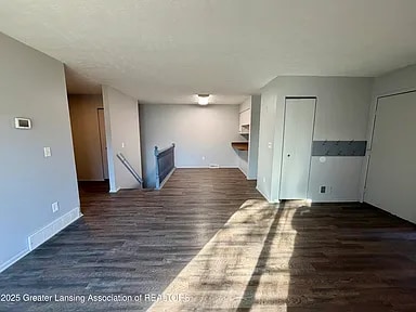 Photo - 612 S Dibble Blvd