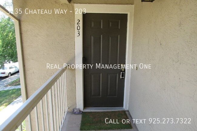 Photo - 3135 Chateau Way