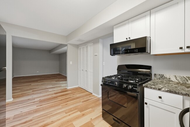 Photo - 5039 Chambers Dr