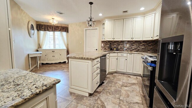 Photo - 173 Colony Dr