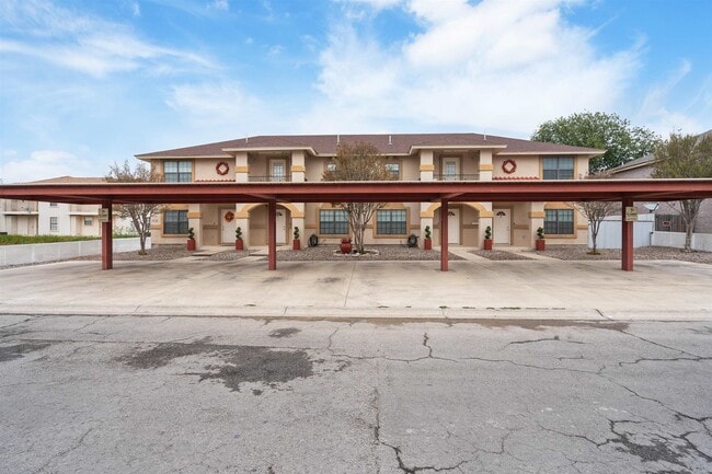 Building Photo - 113 Ramon Cardenas Dr Rental