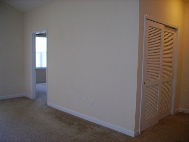 Photo - 2 bedroom/2 bath condo in Heatherstone