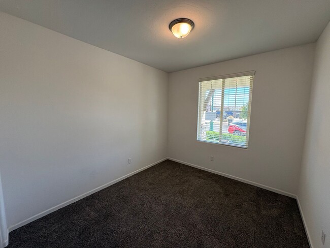 Photo - 1620 W Porter Ave