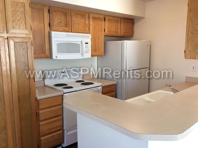 Photo - W Jordan Nice 3 Bed 2 Bath Townhome with pool