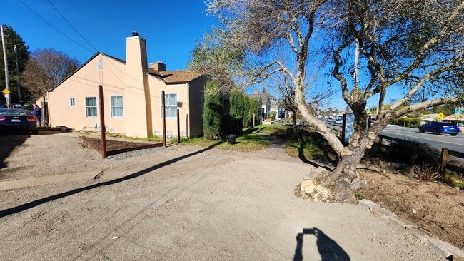 Photo - Excellent Location In Sebastopol. Across the street from Handline and Beekind. Commercial Busines...