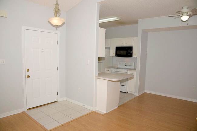 1501 Partin Dr N Unit 217