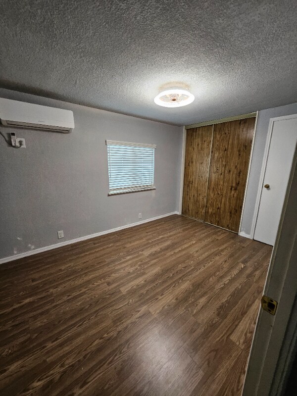 Photo - 11909 Manzanita St