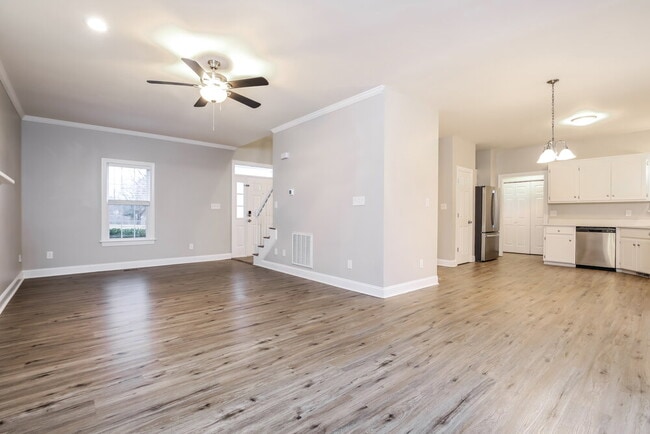 Photo - 14 Olde Charles Towne Ct