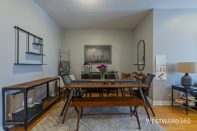 Photo - 127 E 18th-TH